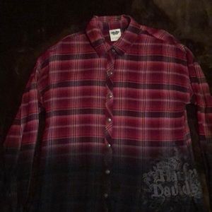Beautiful Harley Davidson hombre long sleeve shirt.